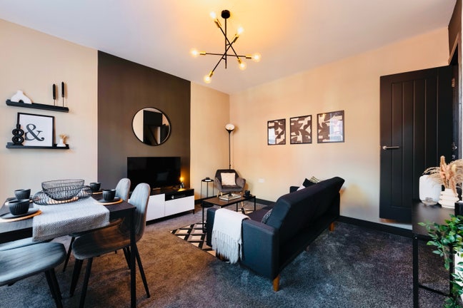 Brand New 2 Bed House Available Now Main Photo