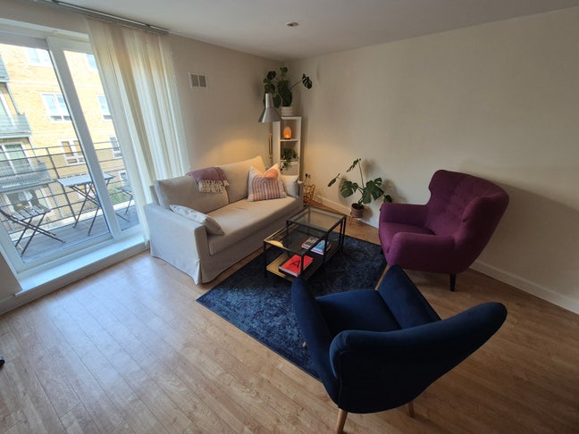 Large 1 Bed, 2-Bath Flat, E3 near Victoria Park Main Photo