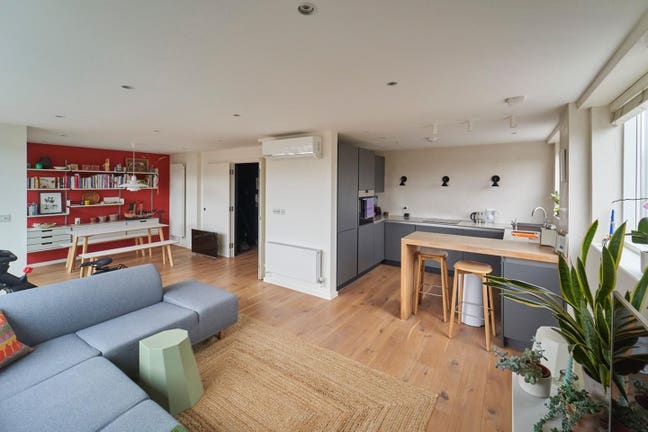 2 Bed Flat, Charles Allen House, EC1R Main Photo