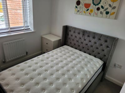 Comfortable first floor bedroom  Main Photo