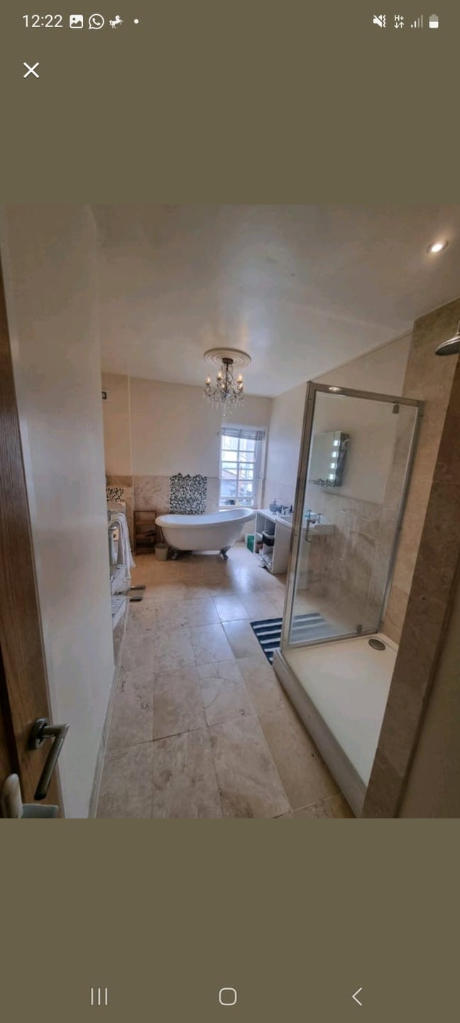 1 large double room available in great location  Main Photo