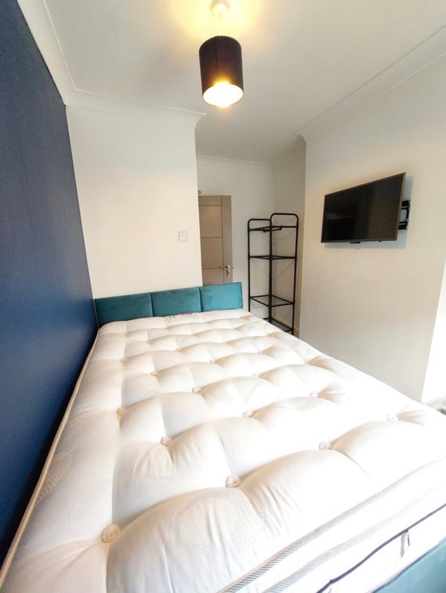🛏️ Stunning Large Double Room in Chatham Main Photo