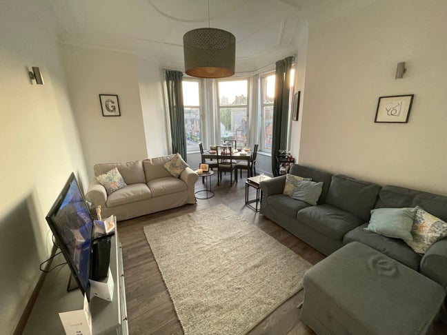 Room in shawlands Main Photo