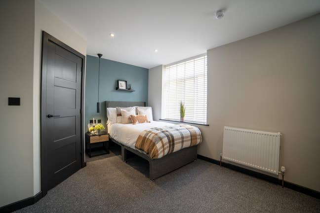 ✨ Premium En-Suite Room | 6-Bed Professional House Main Photo