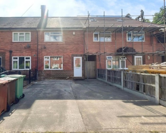 2 Bedrooms Available on Wishford Avenue, NG7  Main Photo