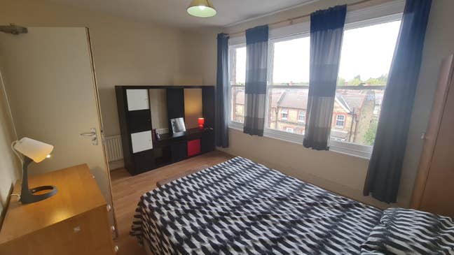 Amazing Two Double Bedroom Flat in Tottenham  Main Photo