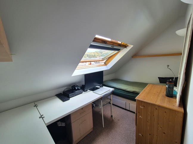 Single Room  Main Photo