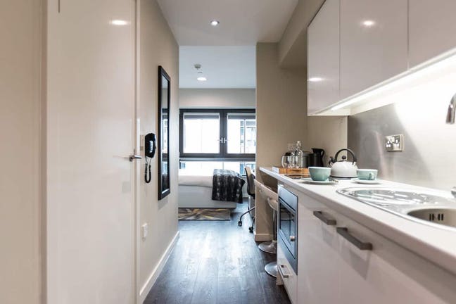 Replacement Tenant | Price for Negotiation Main Photo