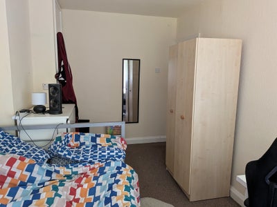 NG9 Room to rent Main Photo