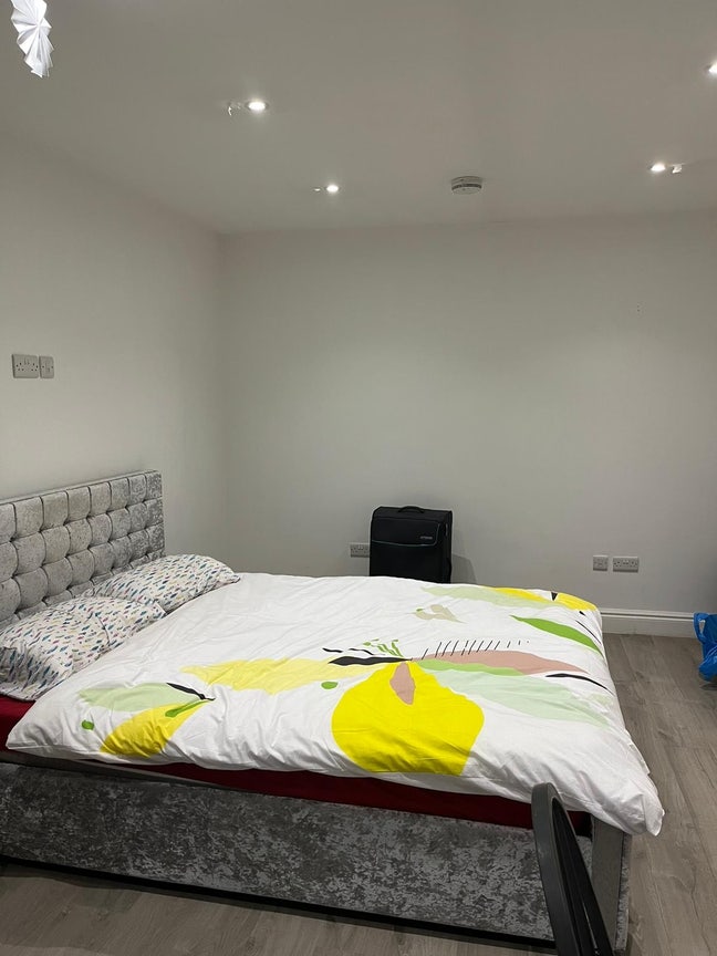 1 bed fully furnished accomodation Main Photo