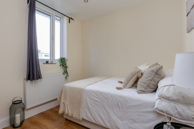 Room in Cricklewood Home Main Photo