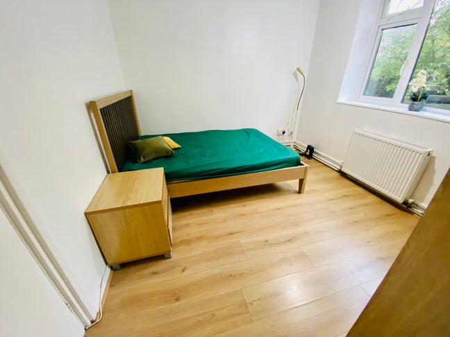Trendy Area* Cute Rooms in Best Location Main Photo