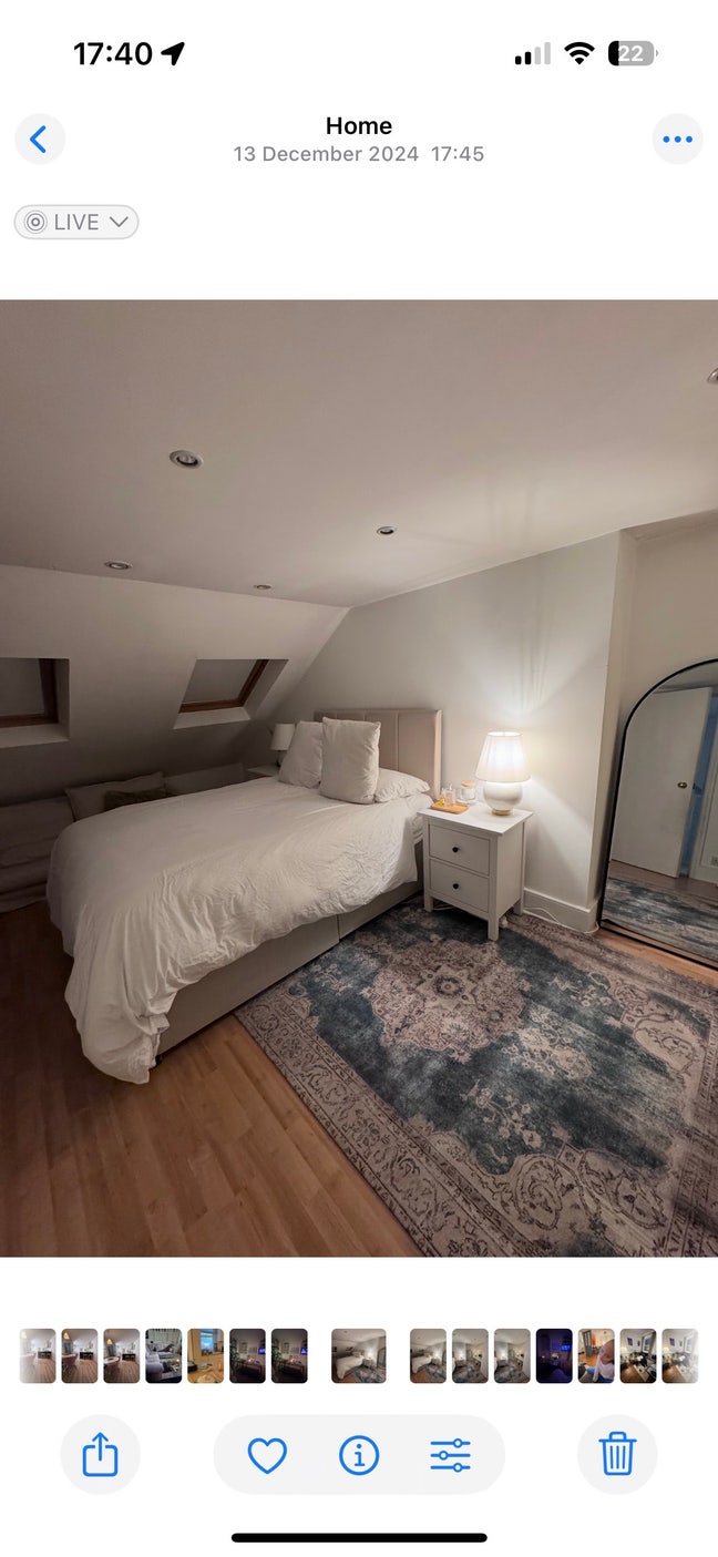 Large Double room  Main Photo
