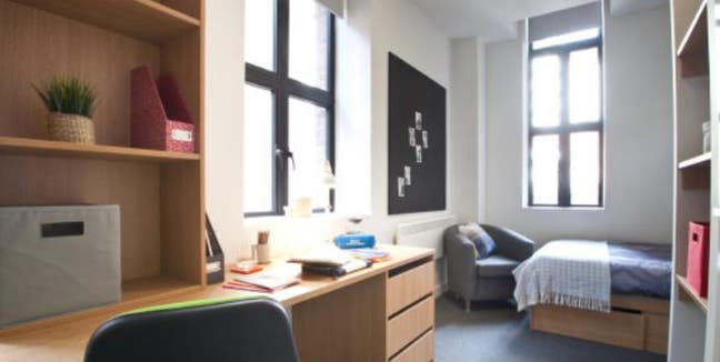 Premium City Centre En-Suite| All Bills Include Main Photo