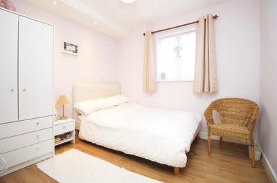 Double room for rent!  Main Photo