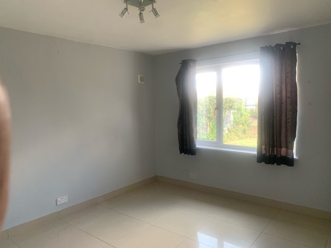 Front Double room Brighton 13 sqm  Main Photo