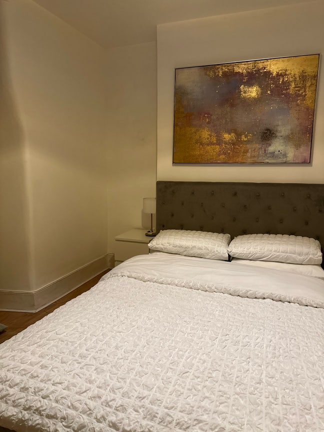 Large Double Room All inc in Highbury  Main Photo