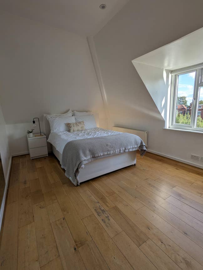 Bright and Spacious Double Room in Leafy Putney Main Photo