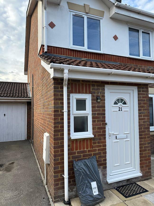 3 Bedroom House Near Heathrow And Southall  Main Photo