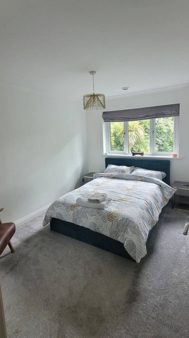 Double Room for female - Port Solent - QA hospital Main Photo