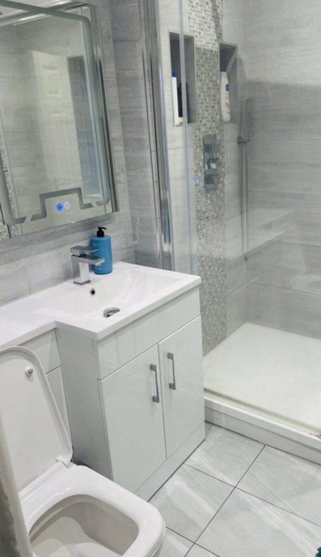 Single Room In Hounslow West TW4 Main Photo