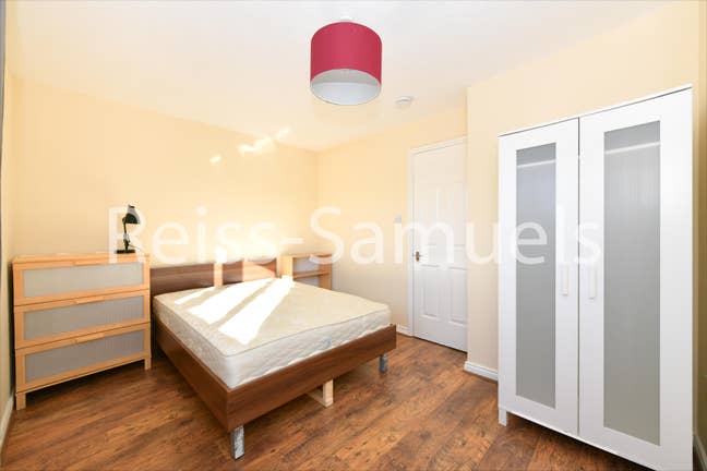 All Rooms Available in 5 Bedroom 4 Bath House Main Photo