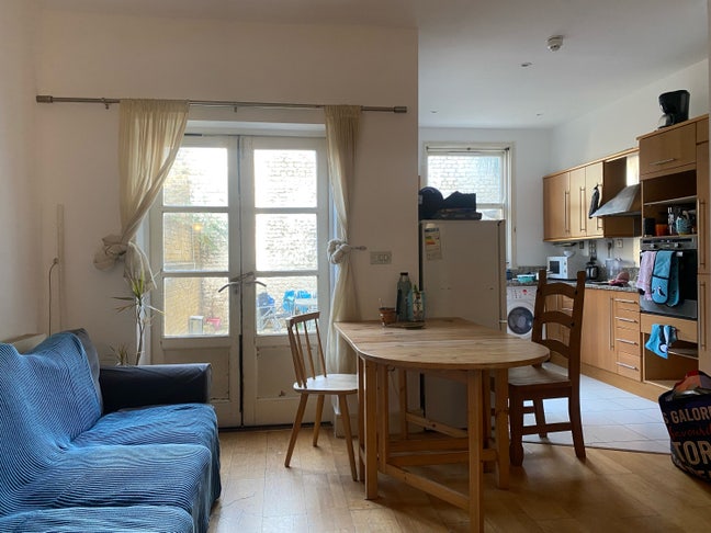 Last Room in Student House! Marcia Road 🏡 Main Photo