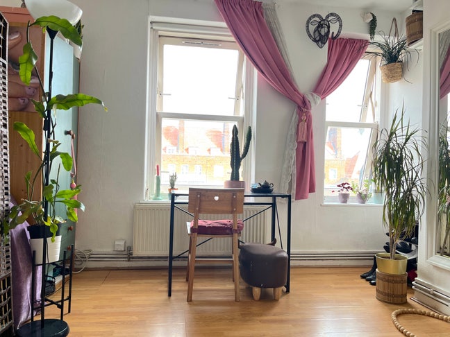 Double Room in Friendly Stokey Flat - Bills Inc! Main Photo