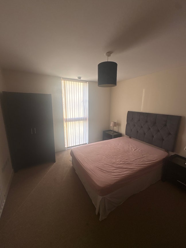 Double Bedroom Ensuite Available for Rent Main Photo