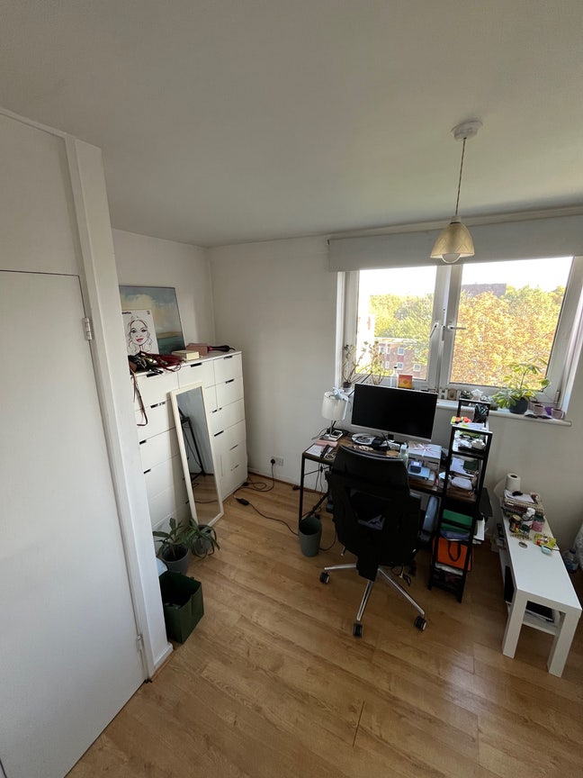 Spacious Double Room – All Bills Included Main Photo