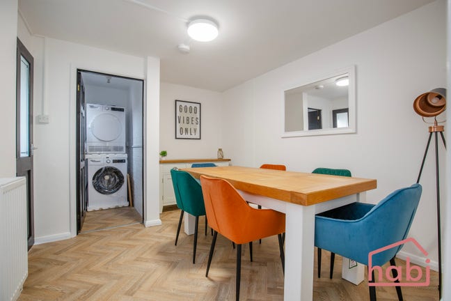 Newly refurbished property with bi-weekly clean Main Photo