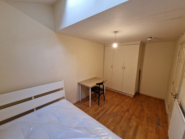 Massive double rooms in Zone 2 of London. Ref GL Main Photo