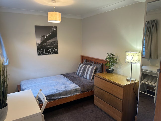  2 Friendly Housemates Wanted  Main Photo
