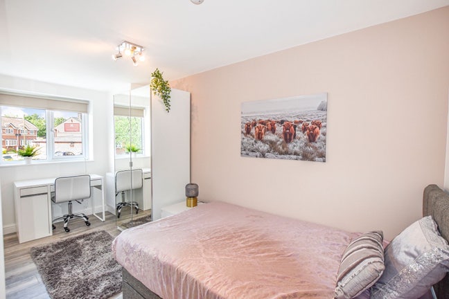 Designer 6 Bed Whitefield House Main Photo
