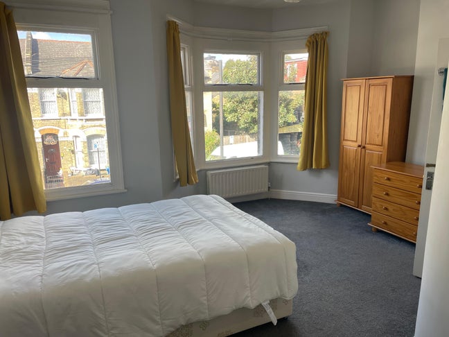 Spacious En Suite in Peckham! Main Photo