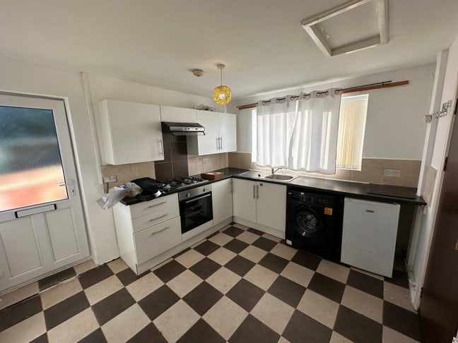 Studio Apartment  Main Photo