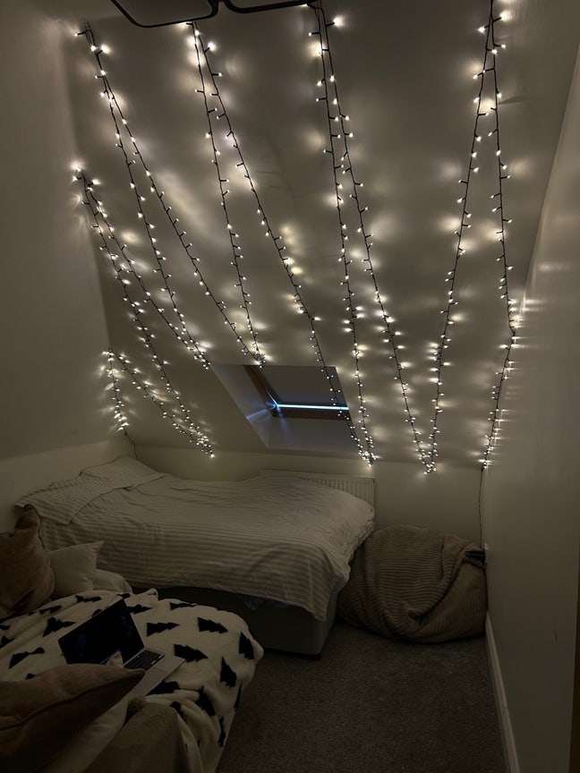 Double room in 2 bed apartment  Main Photo