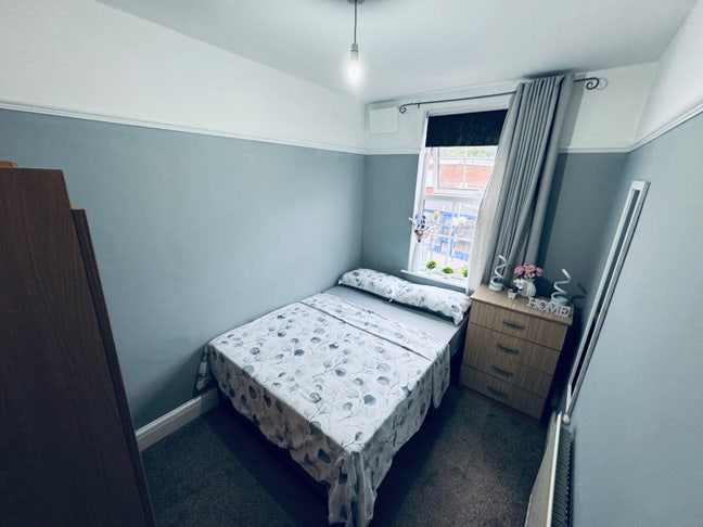 Room Available  Main Photo