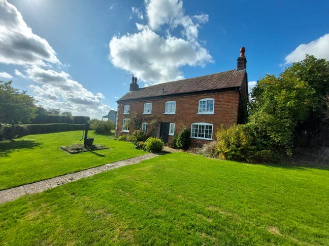3 bed property in Inkberrow Worcester for £1400  Main Photo