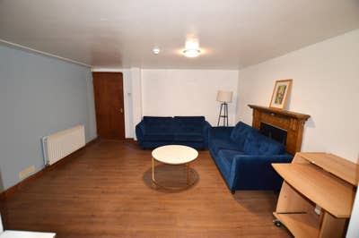 Rooms Available Now Bills Included Main Photo