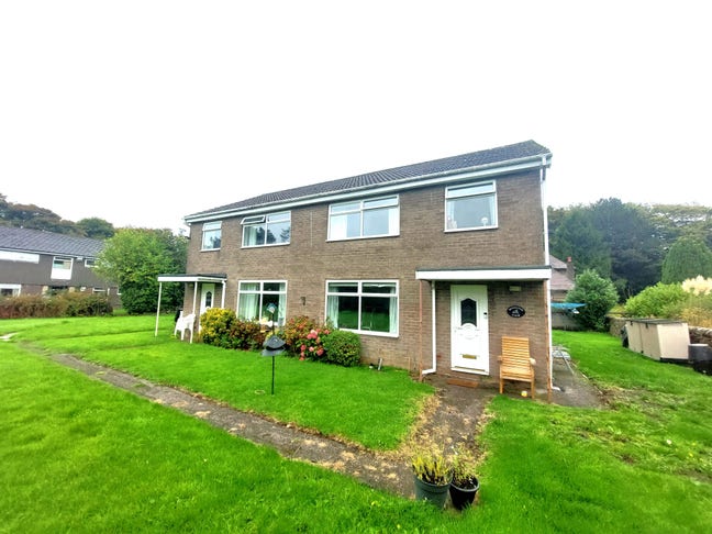 2 bedroom house in Leek £850 pcm including bills Main Photo