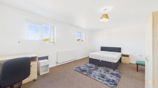 **Double Rooms - Available Now** Main Photo