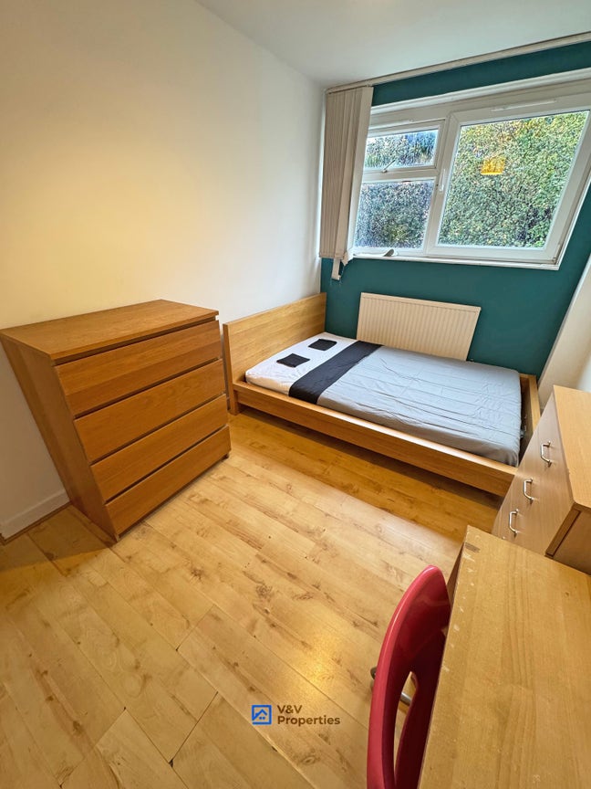 😲 Double Rooms - ⭐️Amazing Location in Old Street Main Photo
