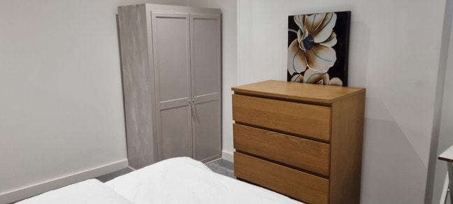 ✅ Spacious Double Room in a Shared House Main Photo