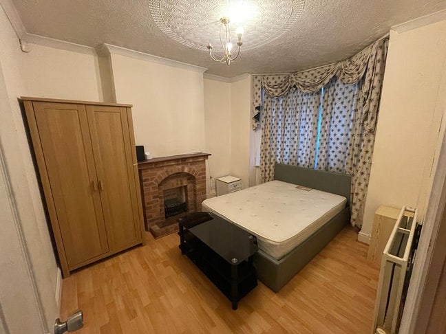 Rooms available - see below for details  Main Photo