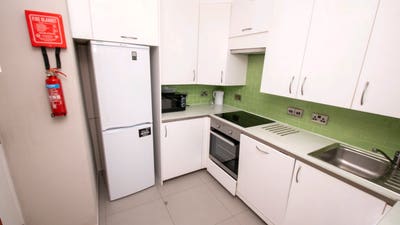 Light & Airy Double Rooms in Hoxton Main Photo