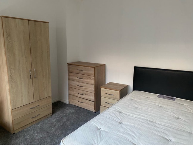 Bright Double Room – Wyeverne Road, Cathays Main Photo