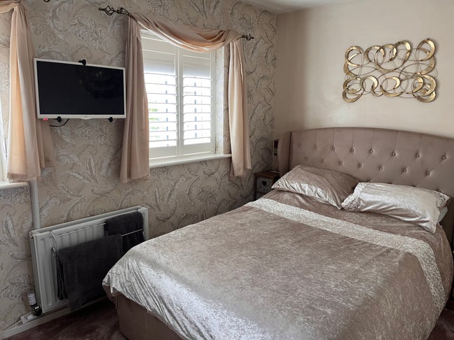 Canal side 1 double bed in 2bed homely house Main Photo