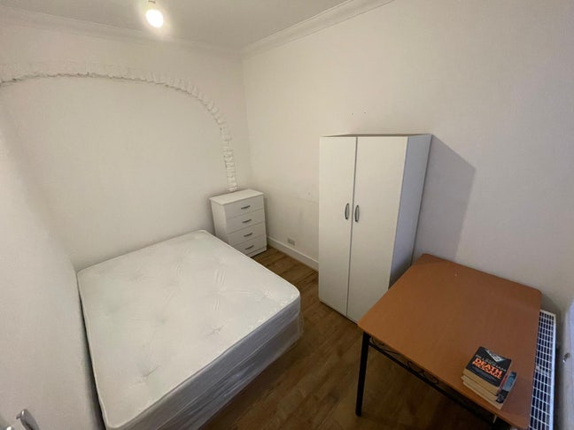 Nice Room in Tottenham (N17)-Bill Included ✅ Main Photo