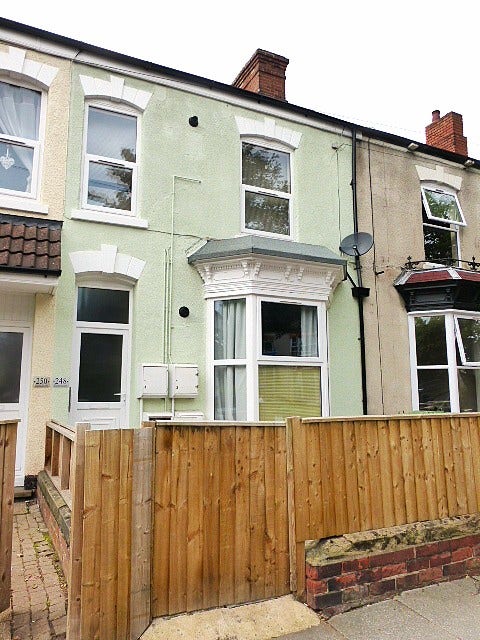 One Bedroom Flat on Hainton Ave, Grimsby 🏡 Main Photo